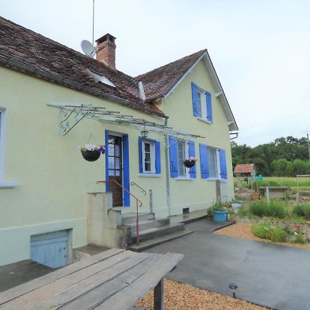 Bed and Breakfast Les Tibles à Nanthiat Extérieur photo